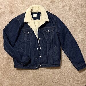 GAP Men's Navy Jacket with Cream Sherpa Collar like new